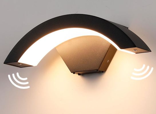 Zamówiona wodoodporna zewnętrzna lampa ścienna Sconce Modern For Villa Home Lighting