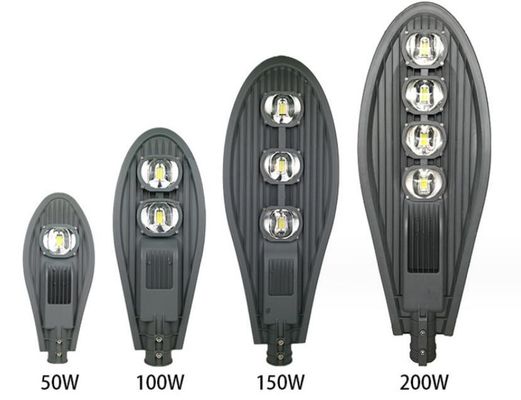 Zewnętrzne światła uliczne LED zasilane energią słoneczną z regulowanym kątem 100w 80w 60w